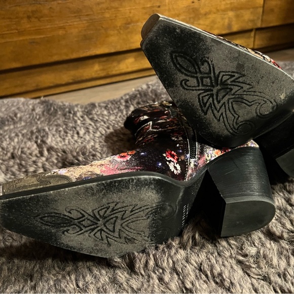Free People Brayden Floral Print Western Boots - Picture 8 of 9